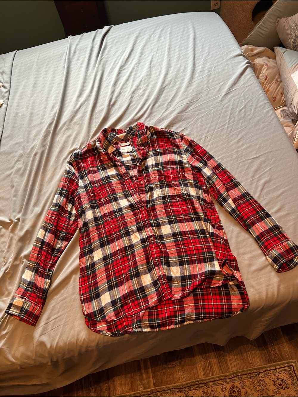 American Eagle Outfitters Red Black Plaid Flannel Shirt